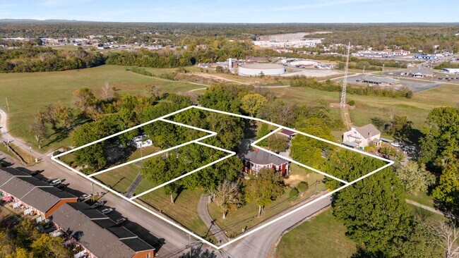 Plus de détails pour 1031 Mixed-Use Portfolio | Lewisburg TN – Spécialité à vendre, Lewisburg, TN